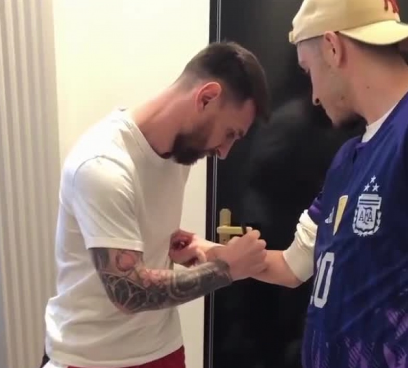 Futsal Player Camps Outside Messi’s House and Was Eventually Let In t …