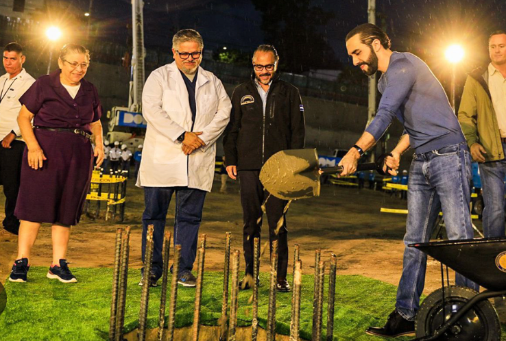 El Salvador lays foundation for new Rosales and Nejapa Hospitals