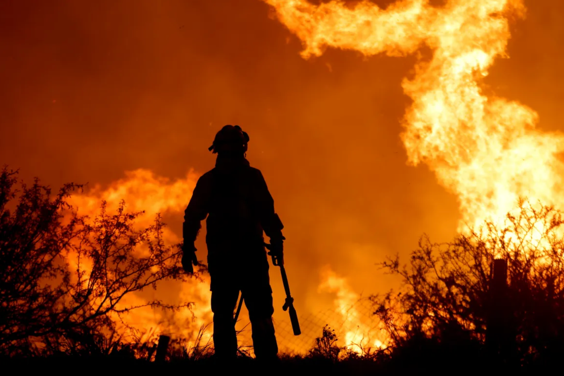 Wildfires rage in Argentina’s Cordoba province amid heatwave