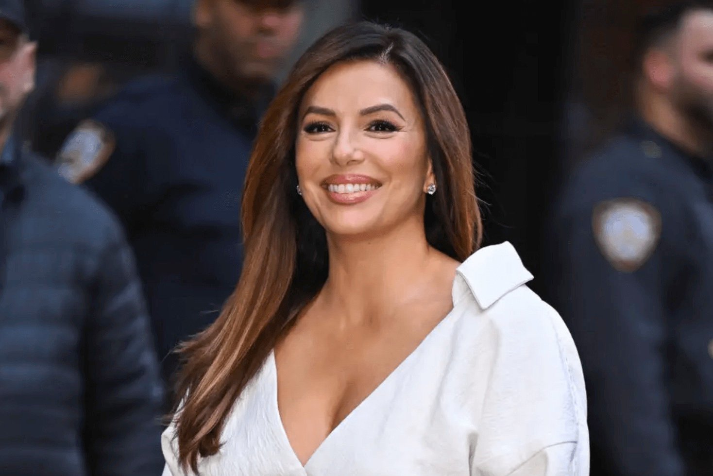 Eva Longoria buys into Colombian soccer club alongside Ryan Reynolds an Rob …